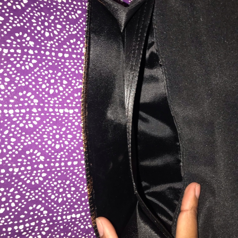 Clutch - Picture 3 of 4